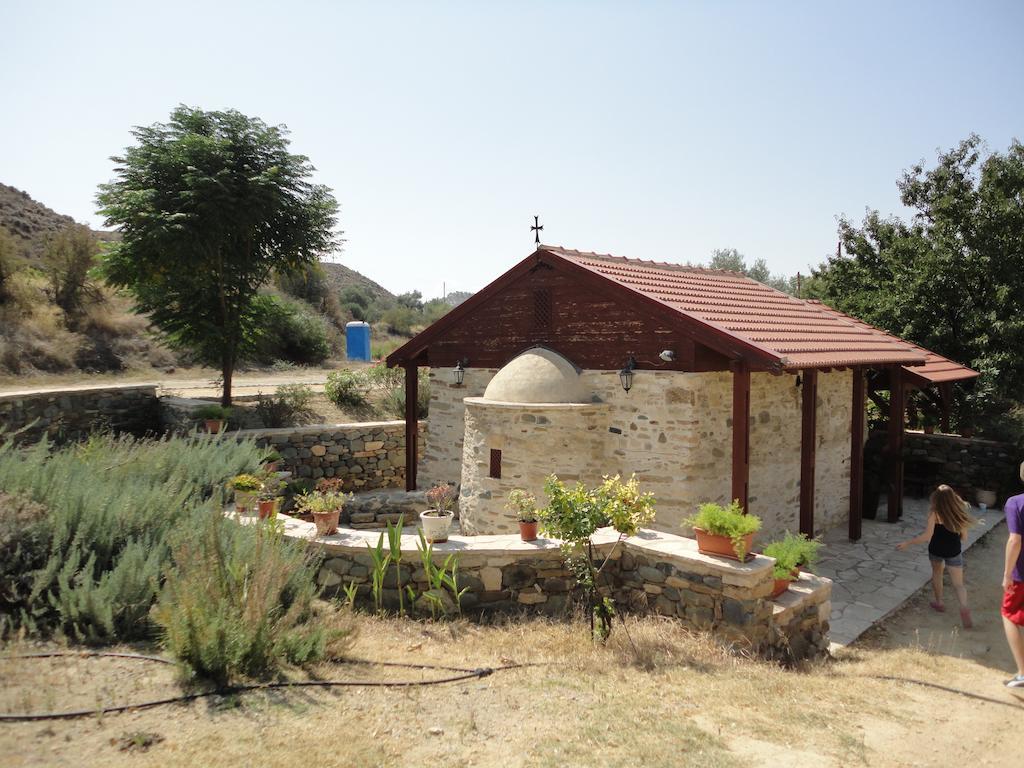 Pera Orinis Guesthouse Gonia מראה חיצוני תמונה